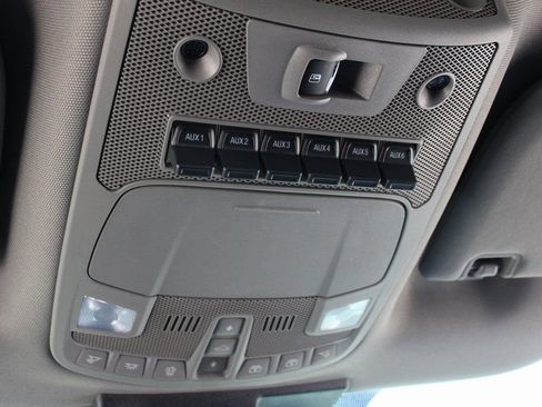 Used 2021 Ford F250 Lariat image 28