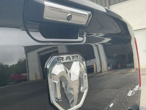 Used 2019 RAM 1500 Limited AWD/4WD image 12