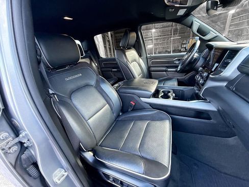 Used 2024 RAM 1500 Laramie image 32