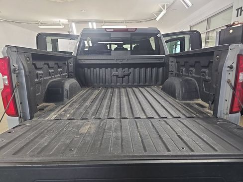 Certified 2024 Chevrolet Silverado 1500 RST AWD/4WD image 15