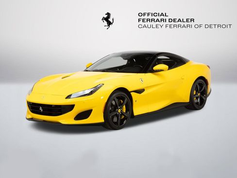 Certified 2020 Ferrari Portofino RWD image 12