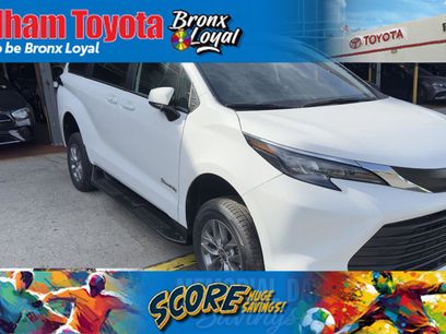 Used 2026 Toyota Sienna LE