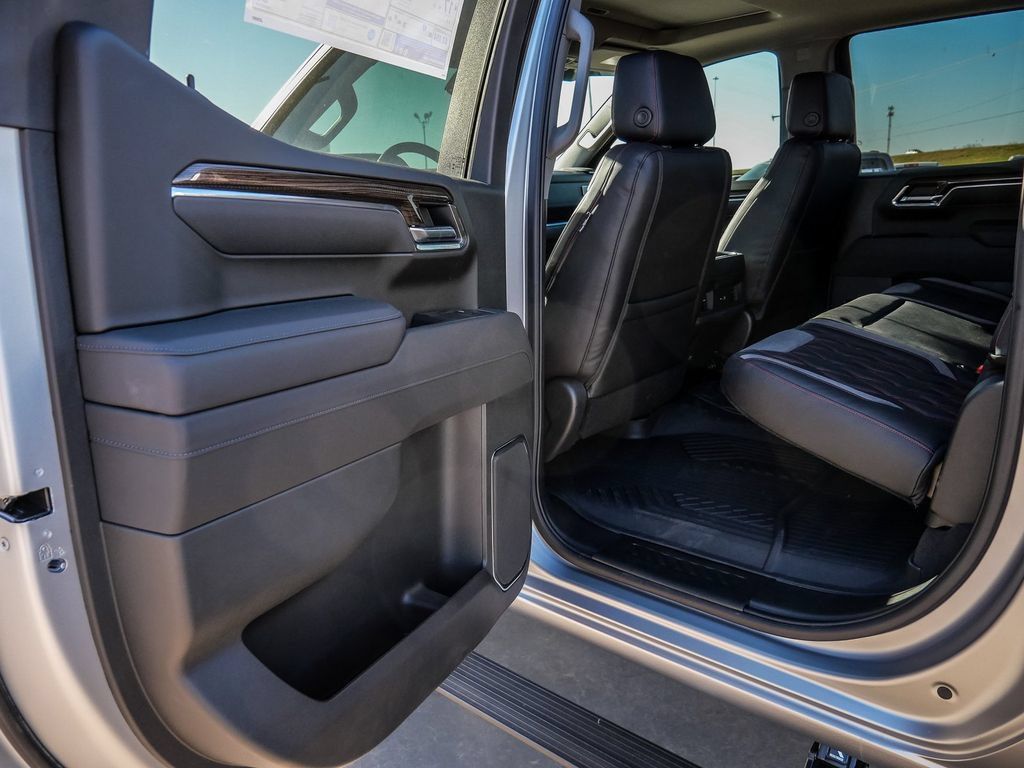 New 2026 Chevrolet Silverado 1500 RST AWD/4WD image 35