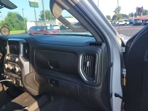 Used 2019 GMC Sierra 1500 SLE w/ SLE Value Package AWD/4WD image 5