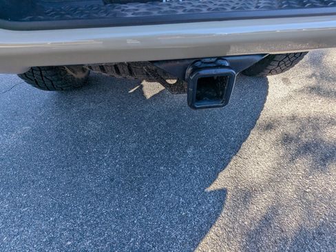 Used 2023 GMC Canyon AT4X image 28