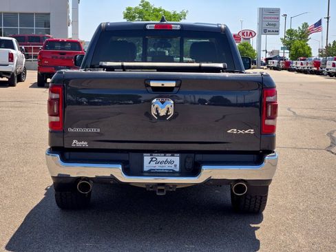 Used 2019 RAM 1500 Laramie AWD/4WD image 4