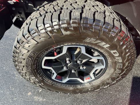 Used 2021 Jeep Gladiator Rubicon AWD/4WD image 47