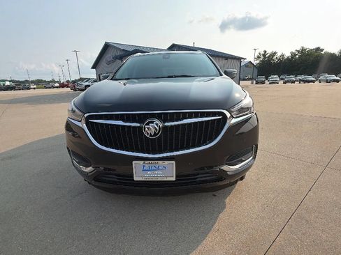 Used 2018 Buick Enclave Premium w/ Trailering Package AWD/4WD image 22