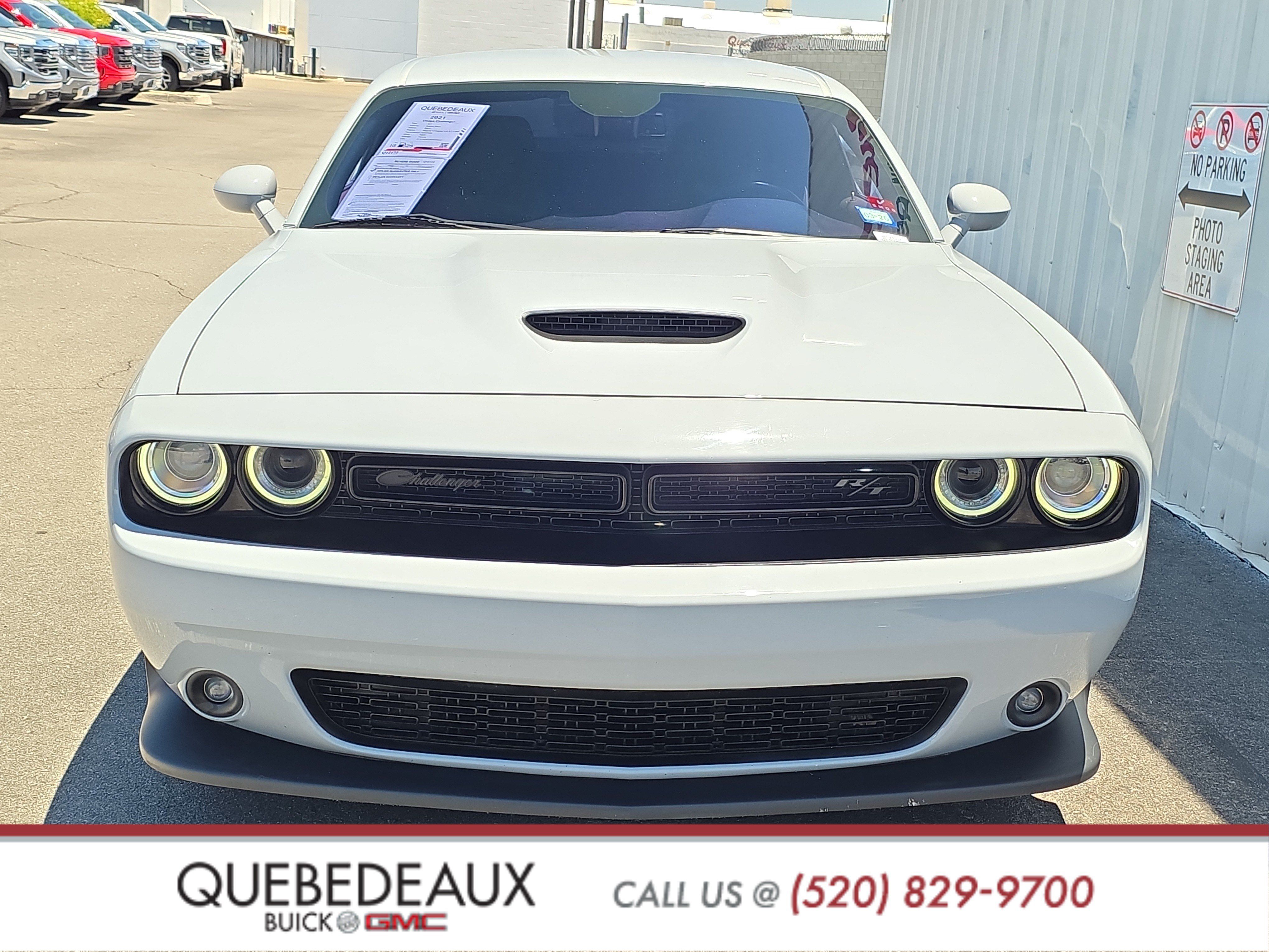 Used 2021 Dodge Challenger R/T w/ Blacktop Package RWD image 2