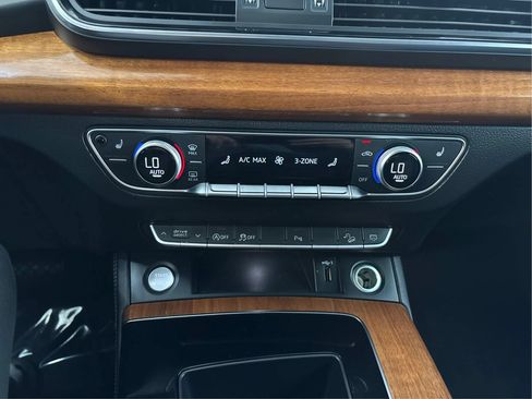 Used 2021 Audi Q5 2.0T Premium Plus AWD/4WD image 36