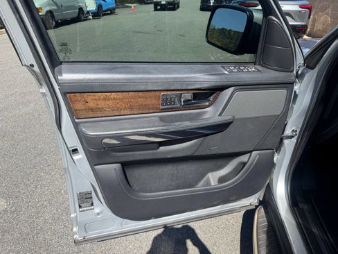 Used 2013 Land Rover Range Rover Sport HSE LUX image 12