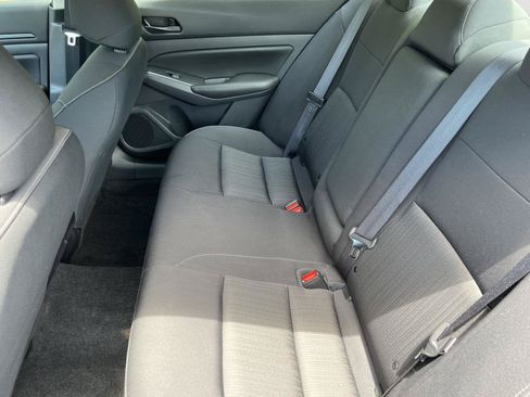 Used 2025 Nissan Altima 2.5 S FWD image 13