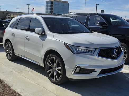 Used 2020 Acura MDX SH-AWD w/ Advance Package image 3