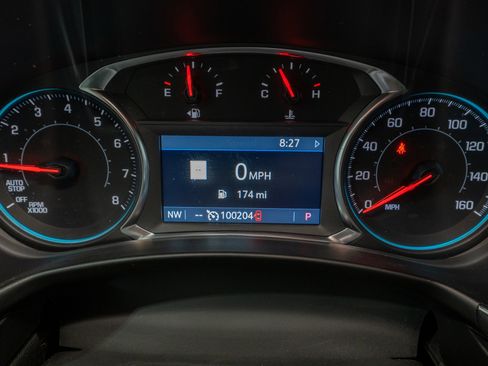 Used 2022 Chevrolet Equinox RS w/ RS Leather Package image 24