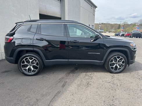 New 2026 Jeep Compass Limited AWD/4WD image 7