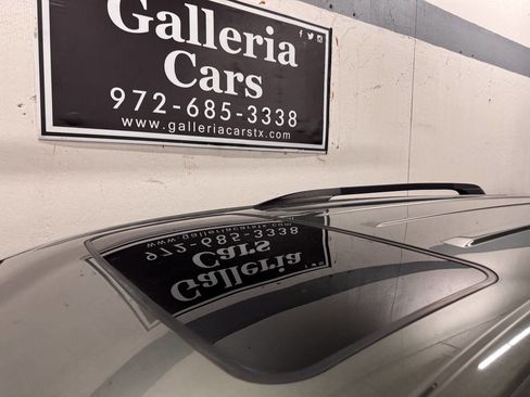 Used 2020 Toyota Sienna XLE 8 Passenger 4dr Mini Van image 10