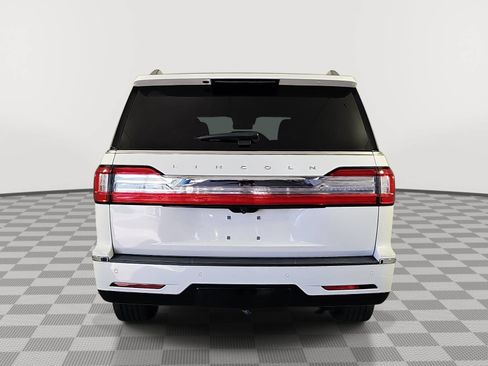 Used 2021 Lincoln Navigator Reserve w/ Luxury Package RWD image 7
