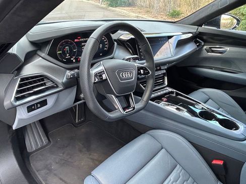 Used 2023 Audi RS e-tron GT w/ Ceramic Brake Package image 21