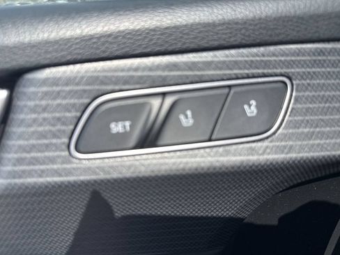 Certified 2023 Hyundai Palisade Limited FWD image 14