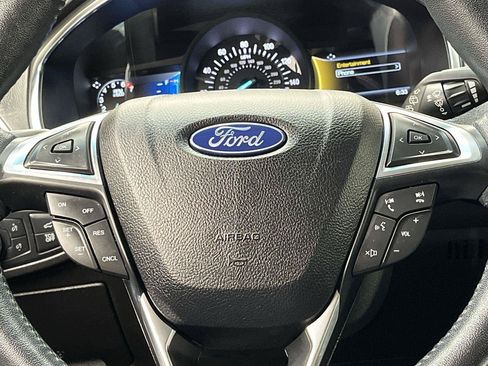 Used 2020 Ford Edge Titanium w/ Cargo Accessory Package AWD/4WD image 14