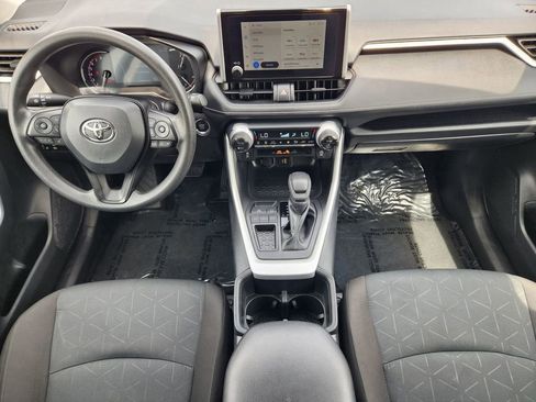 Used 2025 Toyota RAV4 XLE FWD image 24
