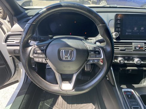 Used 2019 Honda Accord Sport image 11