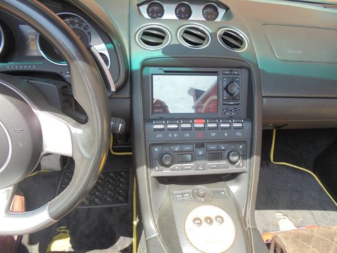 Used 2007 Lamborghini Gallardo Spyder AWD/4WD image 15