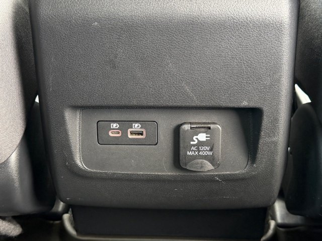 Used 2025 Nissan Frontier SV w/ SV Convenience Package AWD/4WD image 8