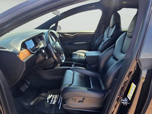 Used 2018 Tesla Model X 100D AWD/4WD image 8