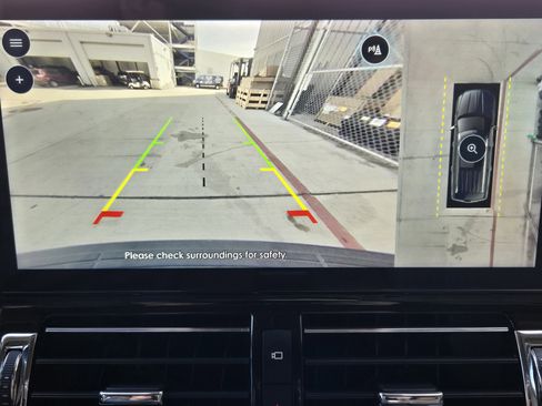 Used 2023 Lincoln Navigator Reserve image 13