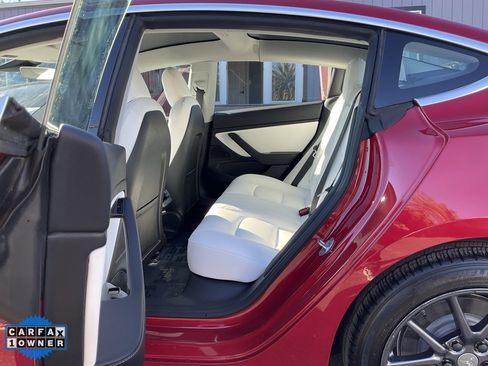 Used 2018 Tesla Model 3 Long Range image 24