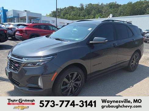 Certified 2023 Chevrolet Equinox RS w/ RS Leather Package AWD/4WD image 4