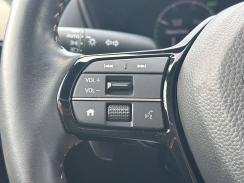 Used 2025 Honda CR-V Sport Touring image 21