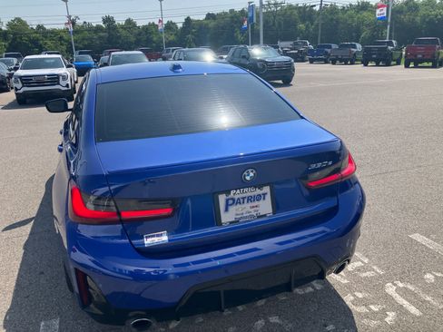 Used 2023 BMW 330e w/ M Sport Package RWD image 6