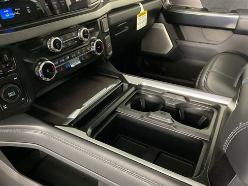 New 2026 Ford F250 Platinum image 20