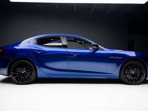 Used 2022 Maserati Ghibli Modena image 37