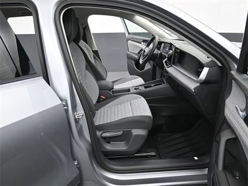 New 2026 Volkswagen Tiguan S image 14