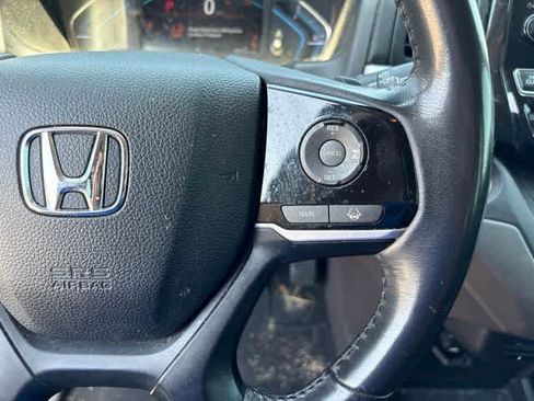 Used 2019 Honda Odyssey Touring image 13