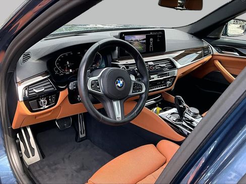 Used 2023 BMW 530i w/ M Sport Package RWD image 18