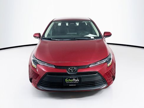 Used 2024 Toyota Corolla LE image 2