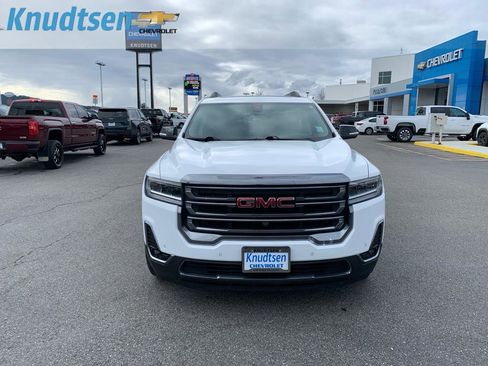 Used 2023 GMC Acadia AT4 w/ Technology Package image 2