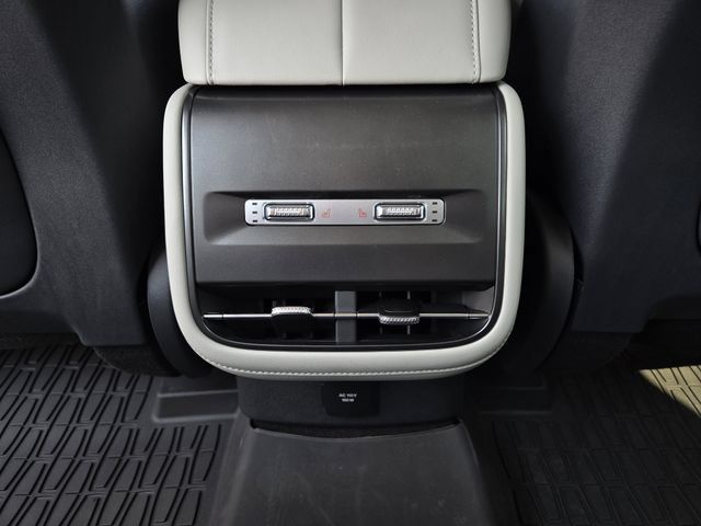 New 2026 Lincoln Nautilus Reserve AWD/4WD image 20