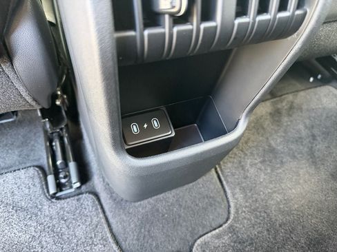Used 2024 Hyundai Kona SEL FWD image 32
