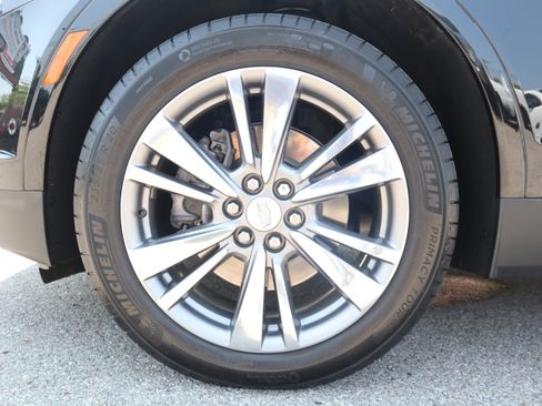 Used 2024 Cadillac XT5 Premium Luxury w/ Technology Package FWD image 9