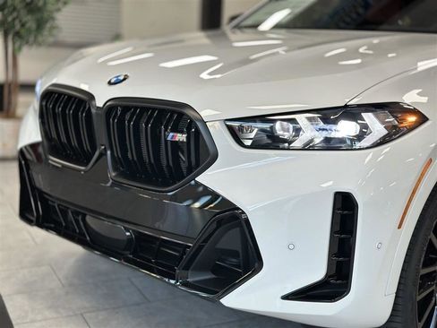 Used 2024 BMW X6 M60i w/ Dynamic Handling Package AWD/4WD image 11