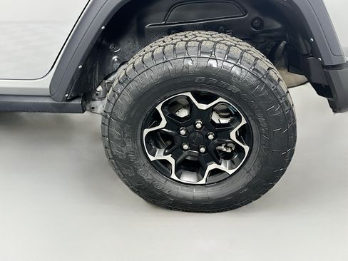 Used 2022 Jeep Wrangler Unlimited Rubicon 4xe AWD/4WD image 11