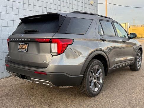 New 2026 Ford Explorer Active image 3