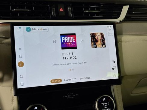 Used 2026 Jaguar F-PACE R-Dynamic S image 15