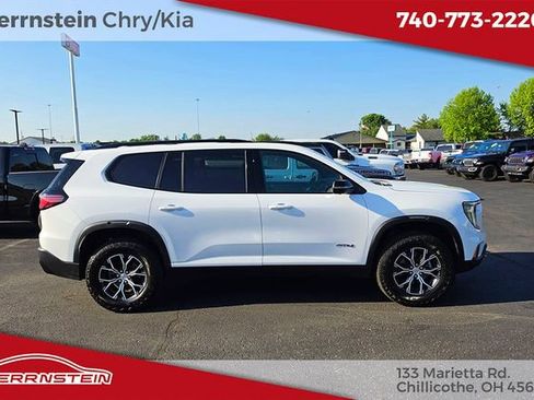 Used 2026 GMC Acadia AT4 w/ LPO, Floor Liner Package AWD/4WD image 33