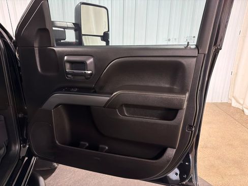 Used 2017 Chevrolet Silverado 2500 LT AWD/4WD image 20